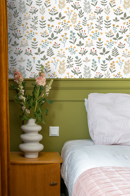 ESTAhome behang veldbloemen donkergroen en geel - 50 x 900 cm - 131095 - vtwonen shop