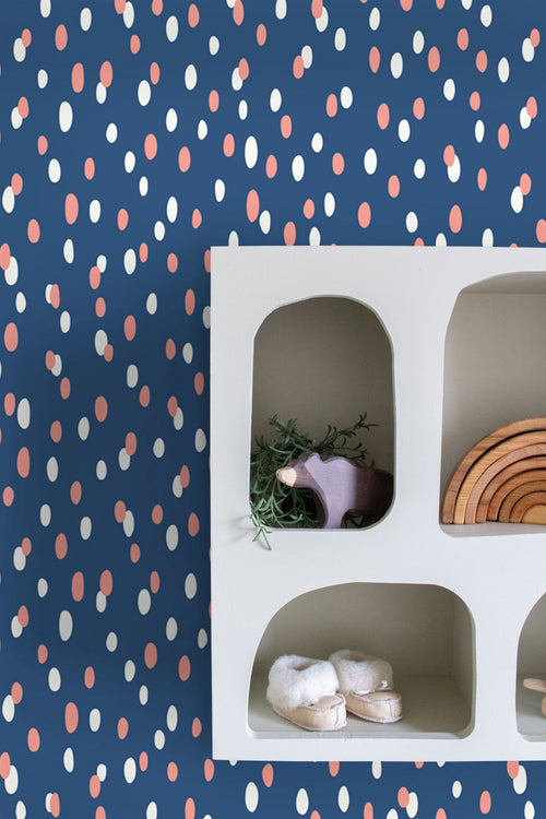 ESTAhome behang stippen blauw en roze - 50 x 900 cm - 131872