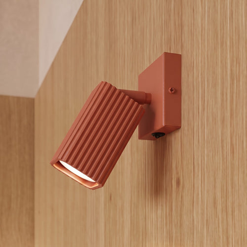 Sollux Lighting Wandlamp RAYO rode oker met schakelaar - 8x16x16cm