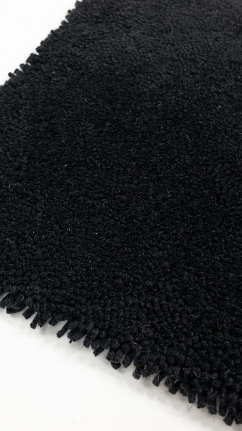 Vloerkleed MOMO Rugs Opus Plain Black 300x400 cm - vtwonen shop