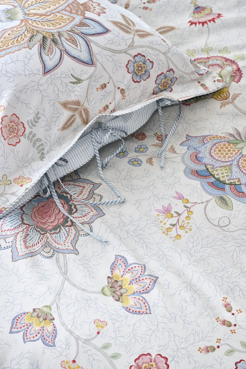 Pip Studio  Mumbai Morning - 240 x 200/220 cm - Licht blauw