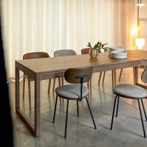 Tikamoon Uitschuifbare tafel in massief notenhout voor 6-12 pers. - Bruin