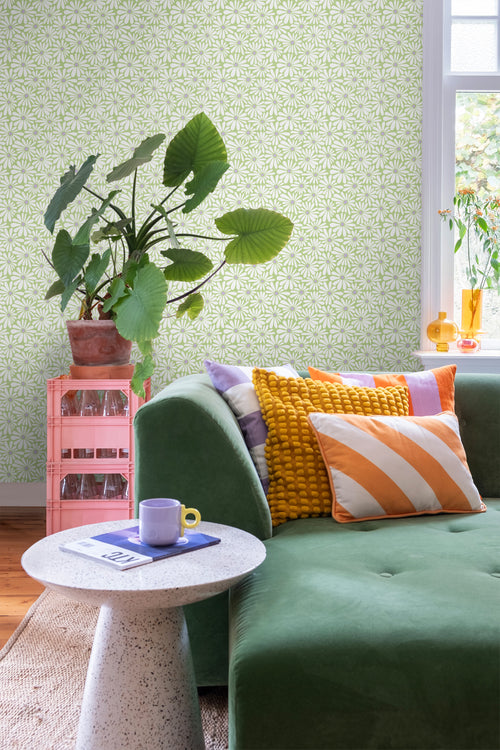 ESTAhome behang madeliefjes groen en paars - 50 x 900 cm - 131154 - vtwonen shop