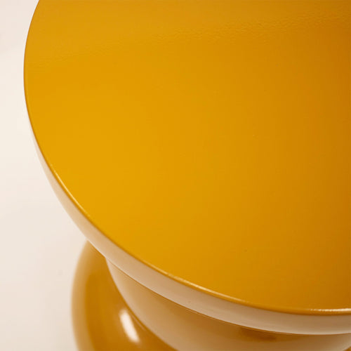 Kick bijzettafel Cato - Okergeel - vtwonen shop