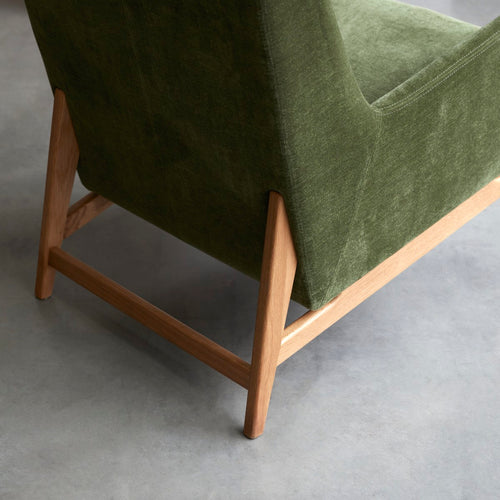 Tikamoon Fauteuil van massief eikenhout en groen fluweel - Groen - vtwonen shop