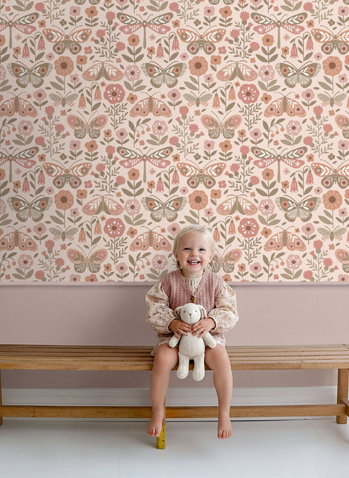 ESTAhome behang bloemen & vlinders beige, groen en oudroze - 50 x 900 cm - 131886