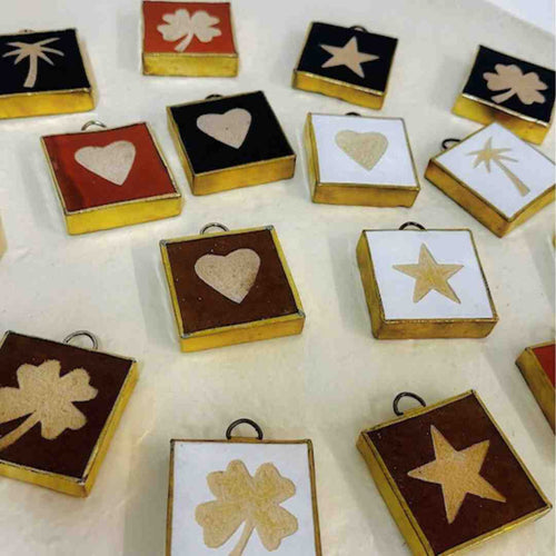 MÔMÉ Zellige tegeltje ster - wit - keramiek/messing - wanddecoratie - 5 x 5 x 2 cm - vtwonen shop