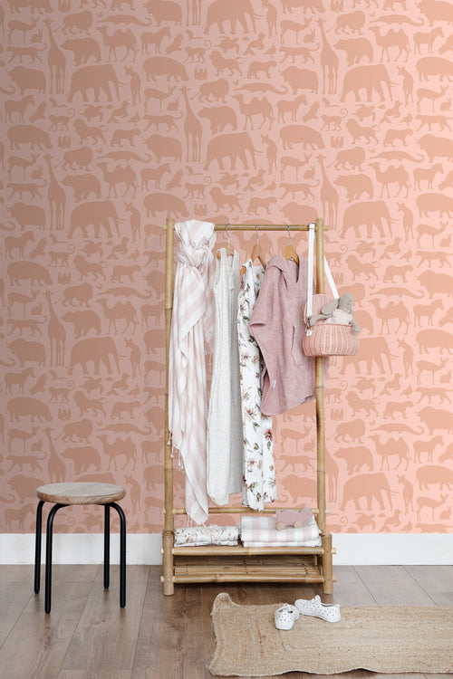 ESTAhome behang dieren terracotta roze - 53 cm x 10.05 m - 139789 - vtwonen shop