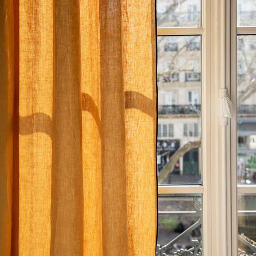 Madura Gordijn Carlina oker en zwarte hommel 200x280 cm