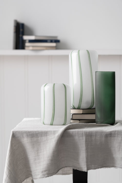 J-Line vaas Joseph - glas - groen - 28 cm hoog - vtwonen shop