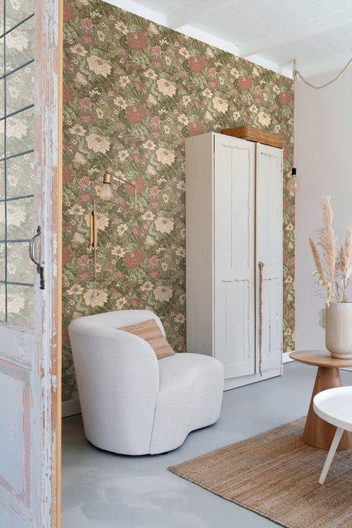 ESTAhome behang vintage bloemen groen en oudroze - 50 x 900 cm - 131196