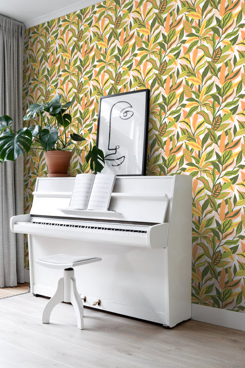 ESTAhome behang tropische bladeren groen, oranje en geel - 50 x 900 cm - 131040