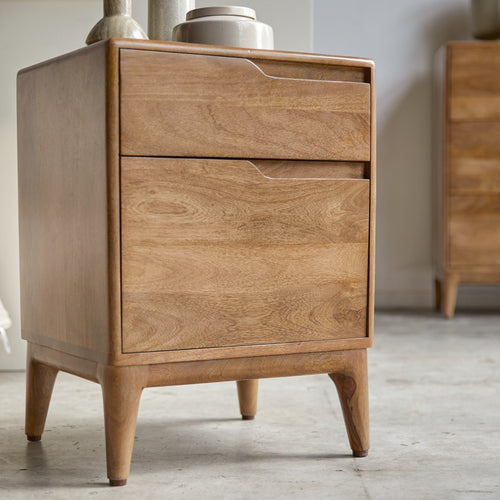 Tikamoon Nachtkastje van massief mangohout - Bruin - vtwonen shop