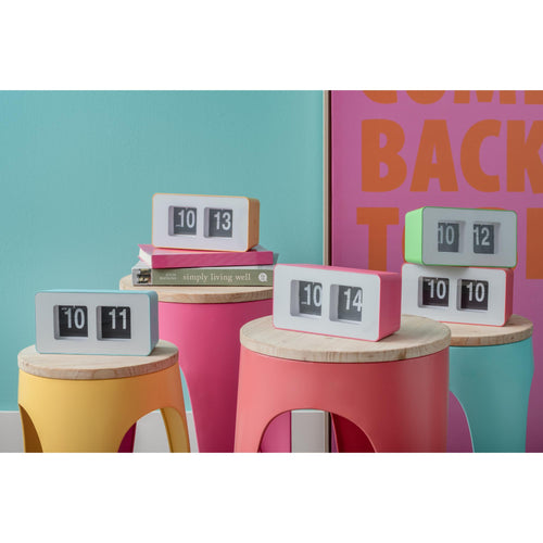Karlsson wandklok Funky Flip - roze - 7x17.7x9.2cm - vtwonen shop