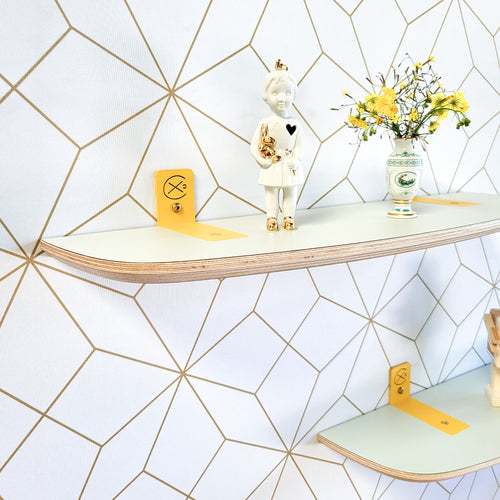 Fabricado wandplank Schappie – pistache - 60 cm met wandhaken geel - vtwonen shop