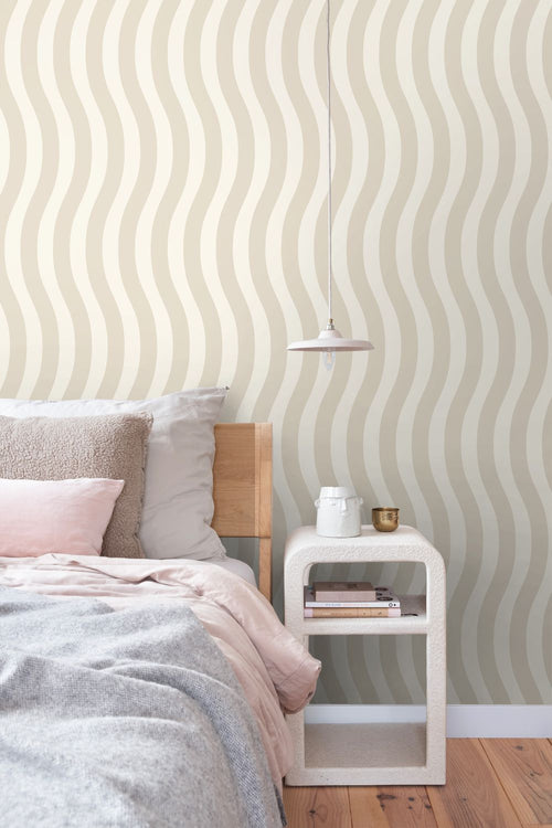 ESTAhome behang golvende strepen grijs en wit - 50 x 900 cm - 132132