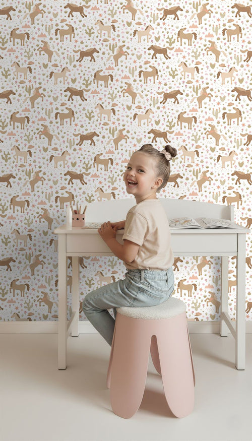 ESTAhome behang paarden bruin, groen en roze - 50 x 900 cm - 132193