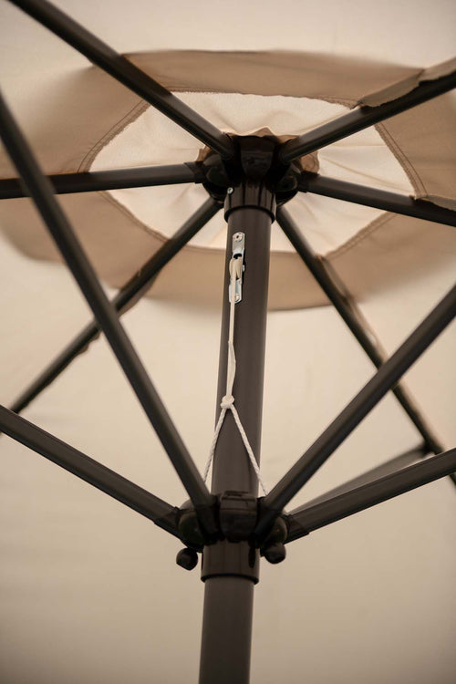 Delta parasol - Ø300 cm - carbon black - ecru - vtwonen shop