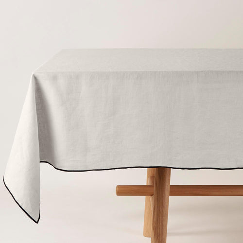 Madura Rechthoekig tafelkleed Carlina kalksteen en zwarte hommel 170x320 cm