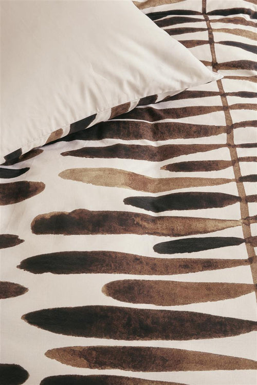 vtwonen dekbedovertrek Botanic Stripe - 200x200/220 cm - steenrood - vtwonen shop