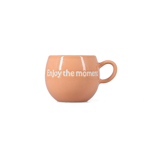 Salt & Pepper - Beker 42cl "Enjoy the moment" roze Muggies