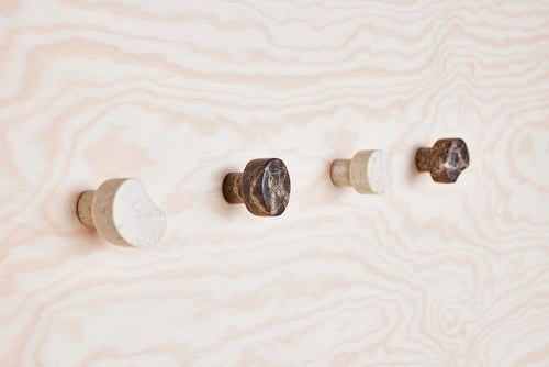 OYOY Kapstokhaak - marmer - vtwonen shop