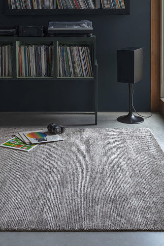 Vloerkleed MOMO Rugs Mouse Grey 428/001/140 200x250 cm - vtwonen shop