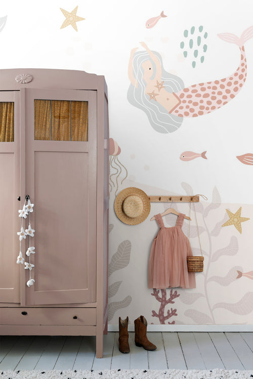 ESTAhome fotobehang zeemeerminnen wit, roze en blauw - 300 x 279 cm - 159505 - vtwonen shop