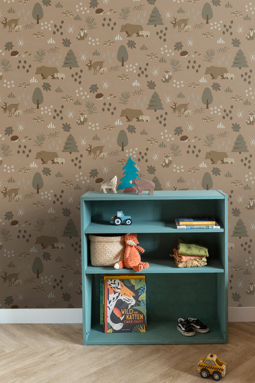 ESTAhome behang bos met bosdieren beige bruin - 53 cm x 10.05 m - 139410