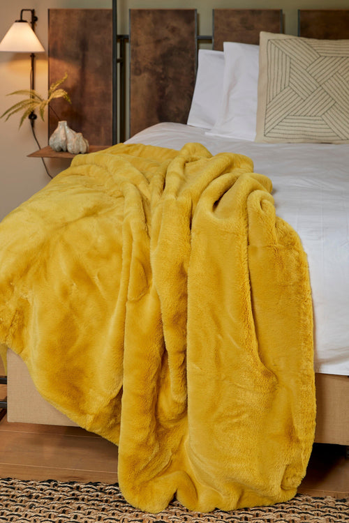 In The Mood Collection Bronte Fleece Deken - L200 x B150 cm - Geel - vtwonen shop