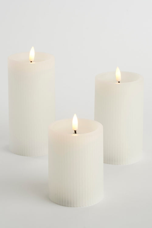 Mica Decorations LED Pilaarkaars - Set van 3 - H15 x Ø8 cm - Wax - Wit - vtwonen shop