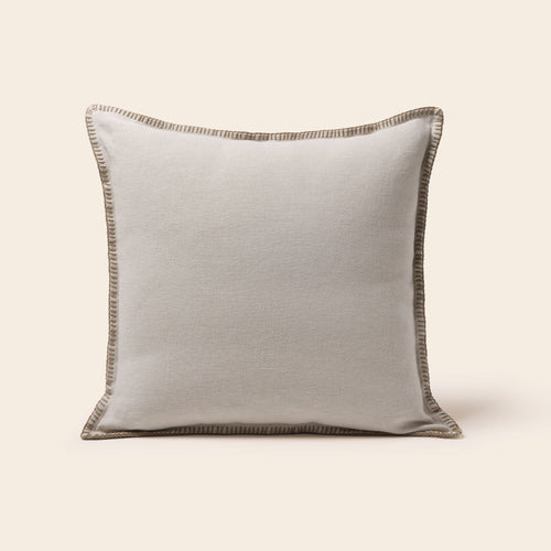 Madura Kussenovertrek Nino beige en slinger 50x50 cm