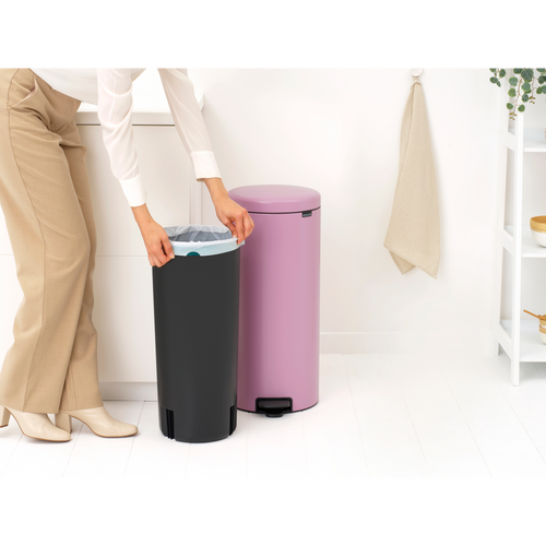 Brabantia NewIcon Pedaalemmer, 30 liter, kunststof binnenemmer - Lilac Pink