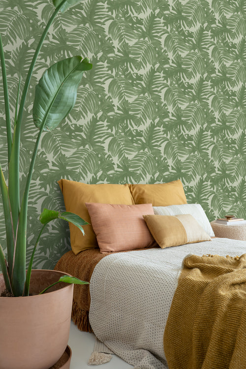 ESTAhome behang tropische bladeren vergrijsd olijfgroen - 53 cm x 10.05 m - 138990 - vtwonen shop