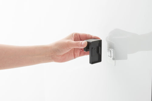 Yamazaki Zelfklevende Tandenborstelhouder (set van 2) -Tower - Zwart - vtwonen shop