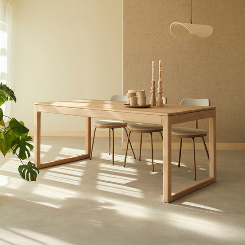 Tikamoon Uitschuifbare tafel van massief eikenhout 6-12 personen. - Naturel