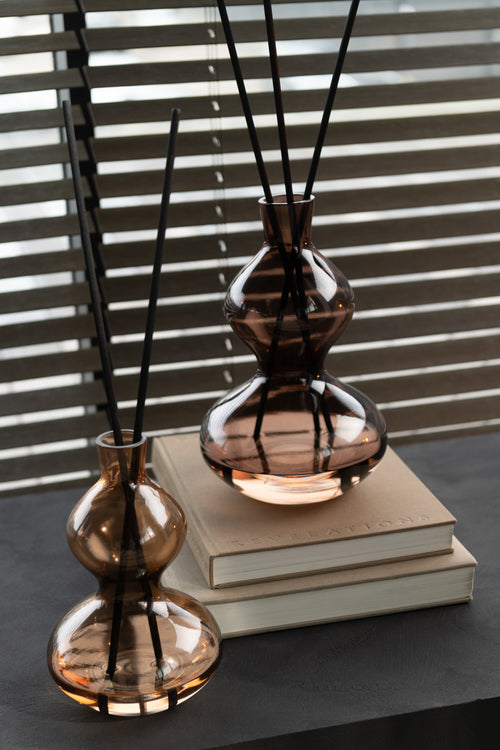 J-Line geurolie + stokjes Li-ly land - glas - bruin - small - vtwonen shop