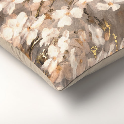 SUZY - kussenhoes 45x45 cm - bloemenprint - Driftwood - taupe