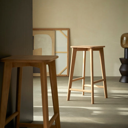 Tikamoon Barkruk in massief eikenhout - Naturel