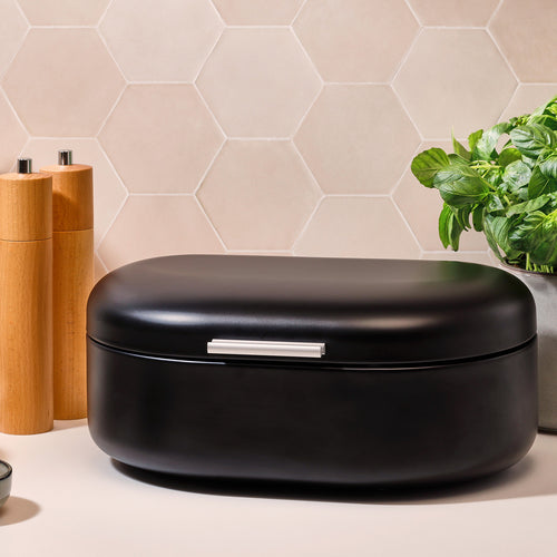 Salt & Pepper - Broodtrommel 33,5x21xH14,5cm zwart Crust - vtwonen shop