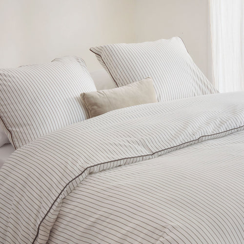 Walra - Dekbedovertrek Gentle Stripes - 140x220 cm - Off White / Bruin