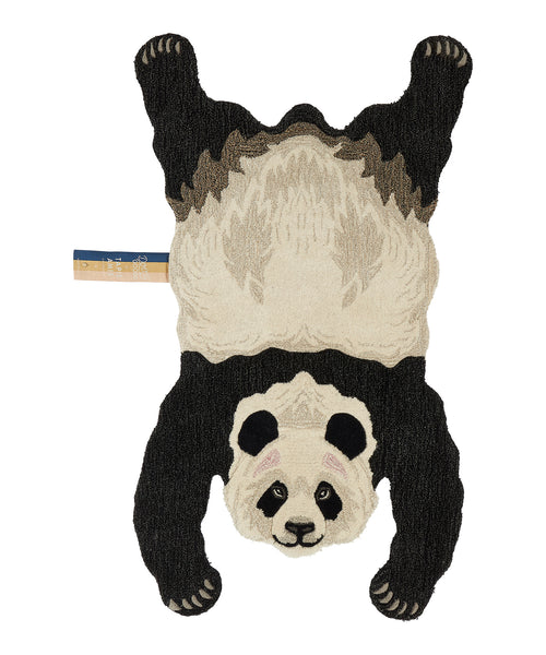 Doing Goods Plumpy Panda Vloerkleed - Groot 154 x 86 x 2 cm - 100% wol