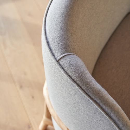 Tikamoon Fauteuil van massief eiken en grijze stof - Grijs - vtwonen shop