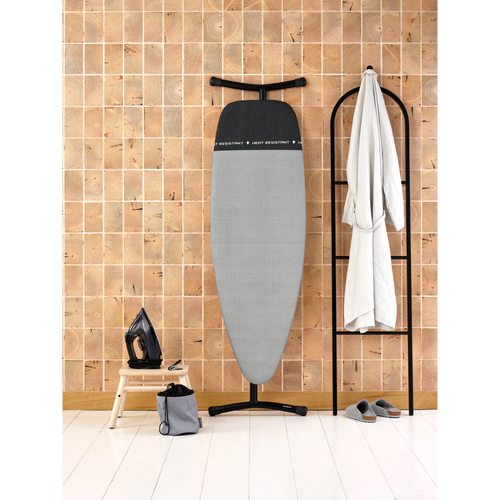 Brabantia Strijkplank D, 135x45 cm, hittebestendige parkeerplaats - Metallised