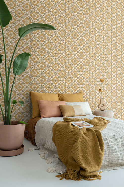ESTAhome behang vintage bloemen okergeel en groen - 50 x 900 cm - 131503