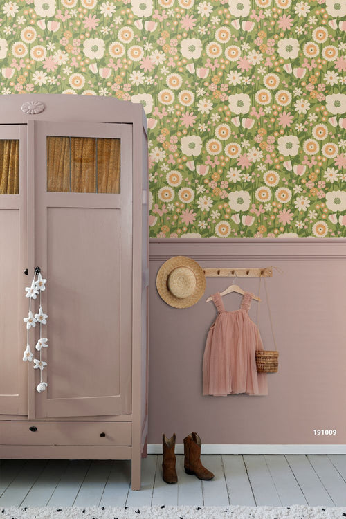 ESTAhome behang retro bloemen groen, roze en oranje - 50 x 900 cm - 132160