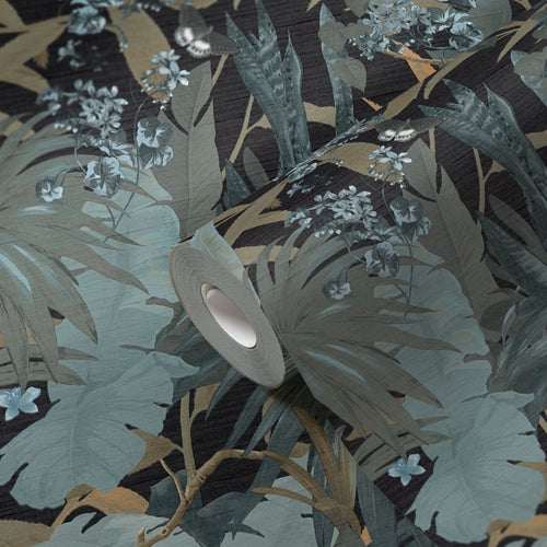 Livingwalls behang jungle-motief turquoise, zwart, blauw en groen - 53 cm x 10.05 m - AS-385222 - vtwonen shop