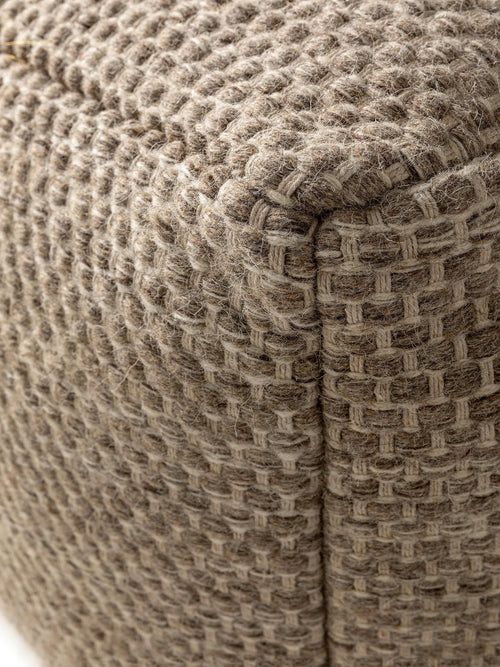 benuta handgemaakte wollen poef Rocco - taupe - 45x45x45 cm