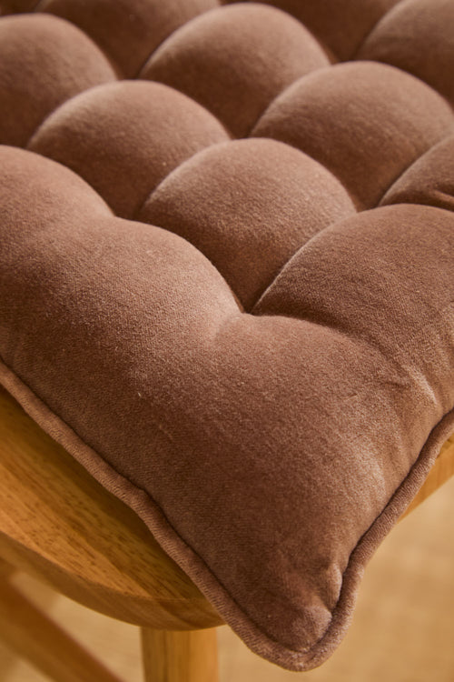 Calma House Stoelkussen Velour - Bruin - 40x40x4