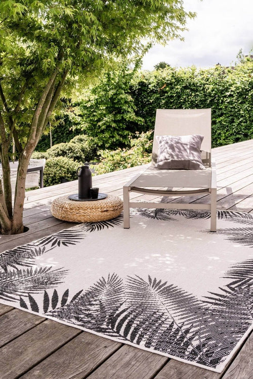 Buiten vloerkleed Leaf - Zwart - dubbelzijdig - EVA Interior - 160 x 230 cm - vtwonen shop